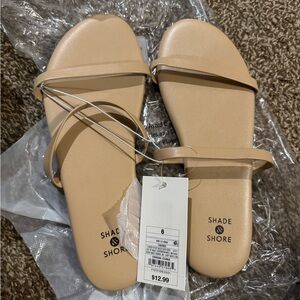Women’s sandals size 6